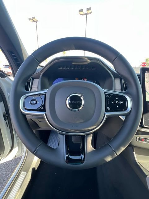 New 2026 Volvo XC90 T8 Plus w/ Protection Package AWD/4WD image 10