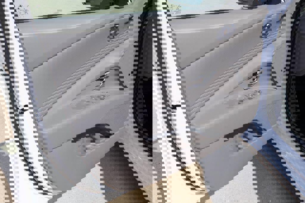 New 2026 Hyundai Elantra Sport image 11