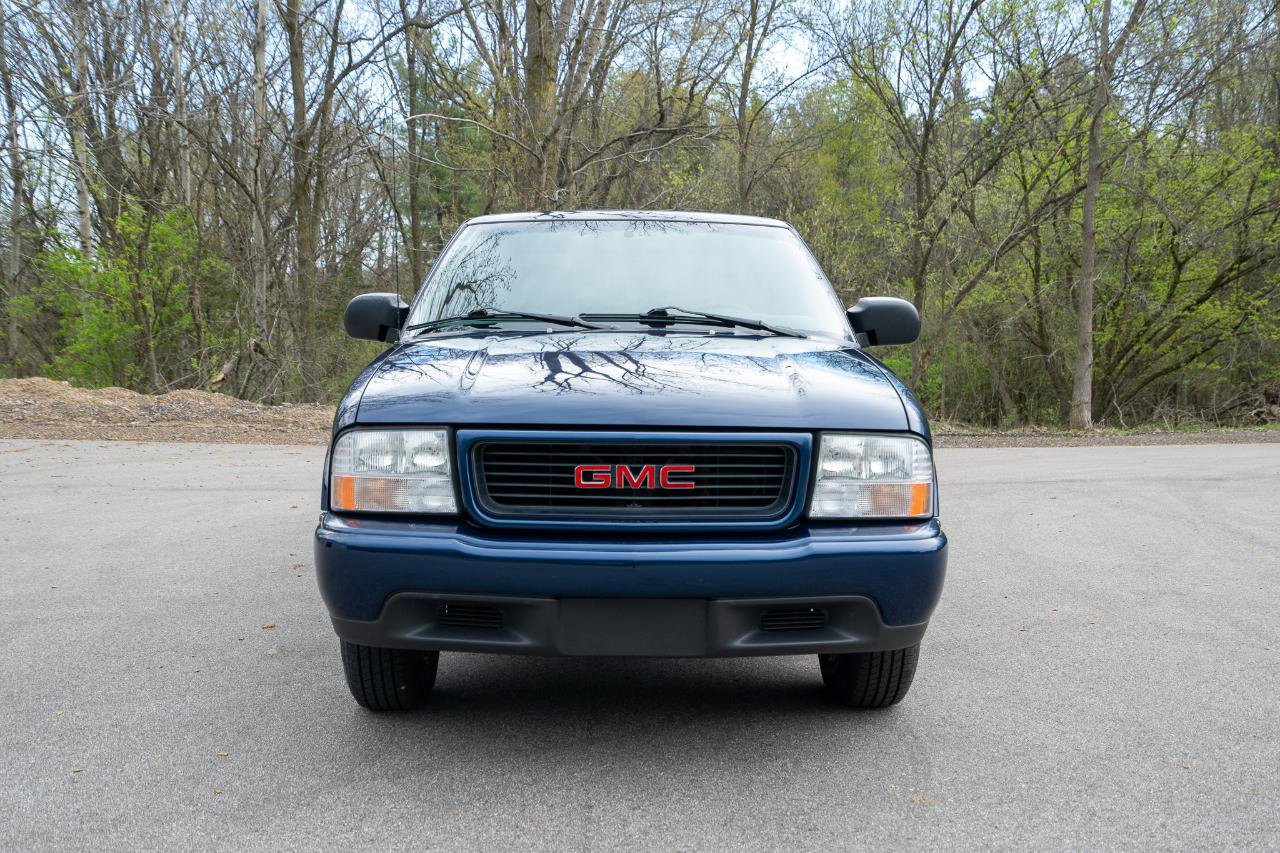 Used 2001 GMC Sonoma SLS w/ Super Spec Pkg 2 image 8