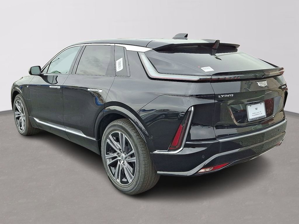 New 2025 Cadillac Lyriq Luxury image 3