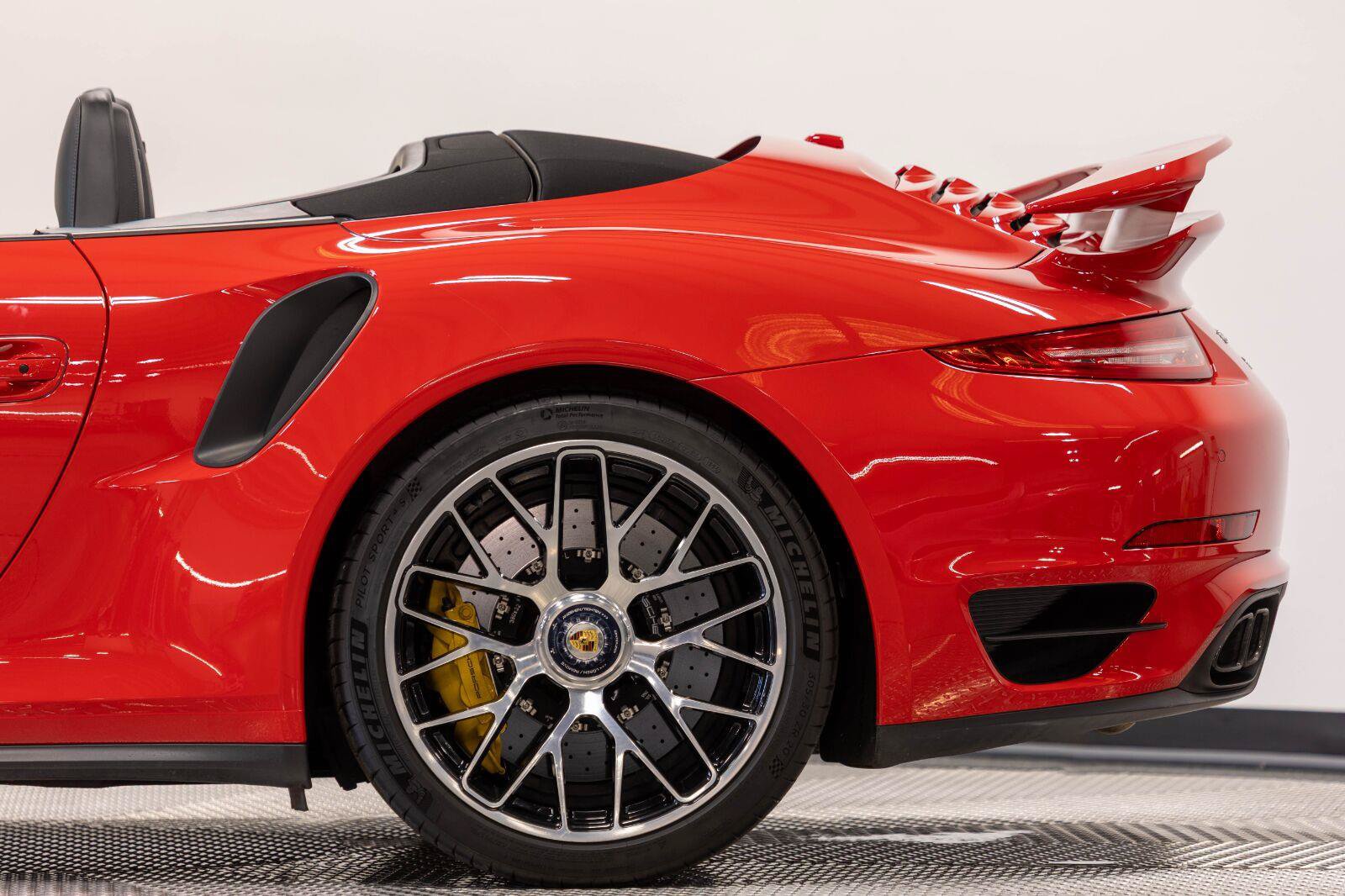 Used 2015 Porsche 911 Turbo S AWD/4WD image 12