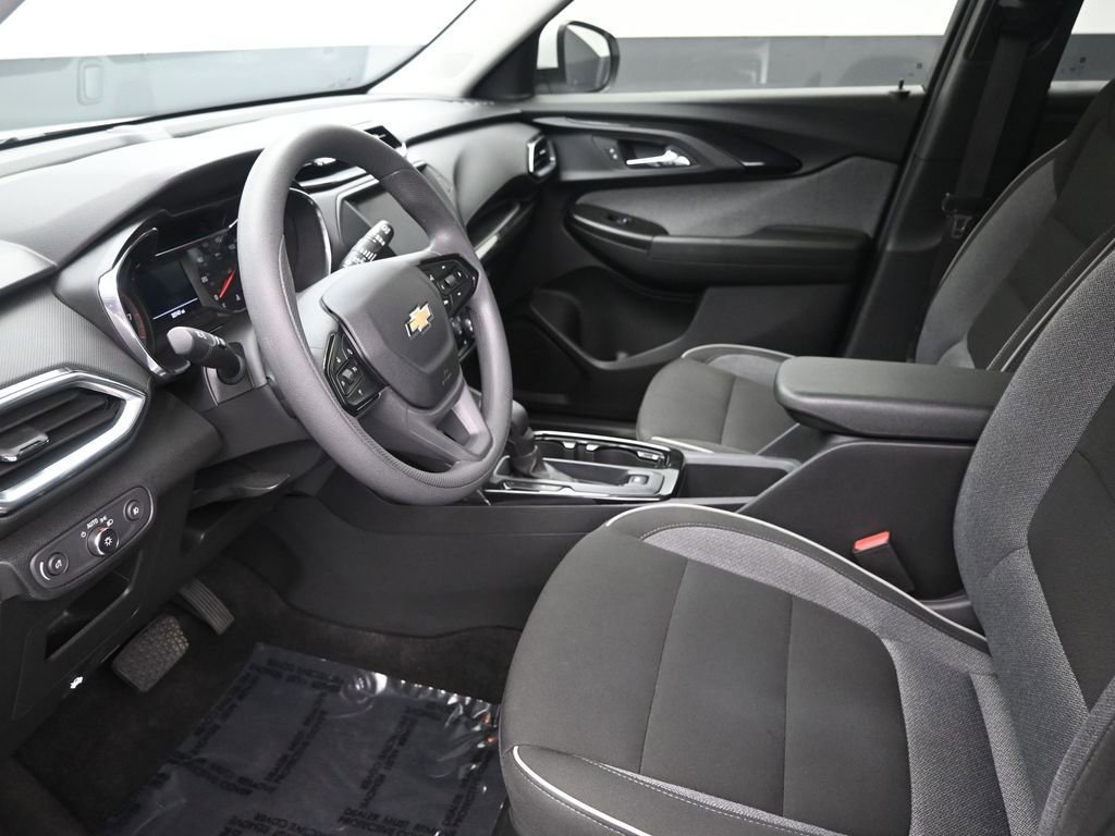Used 2023 Chevrolet TrailBlazer LT image 11