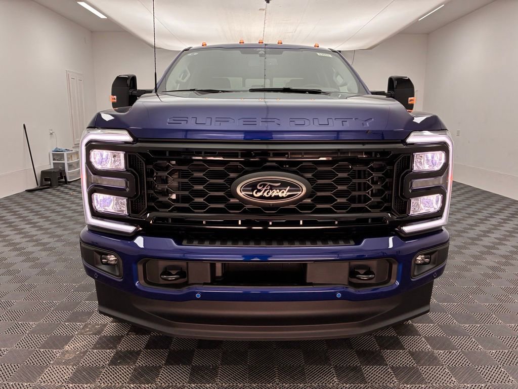 New 2026 Ford F250 Lariat w/ Black Appearance Package image 13