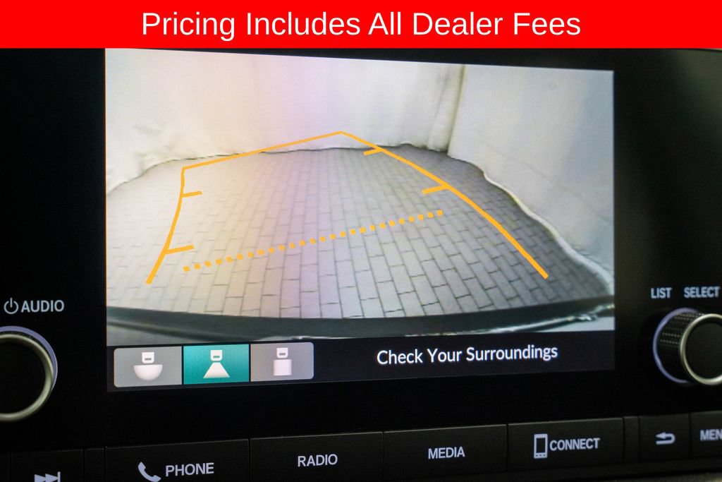 Used 2023 Honda CR-V LX image 12