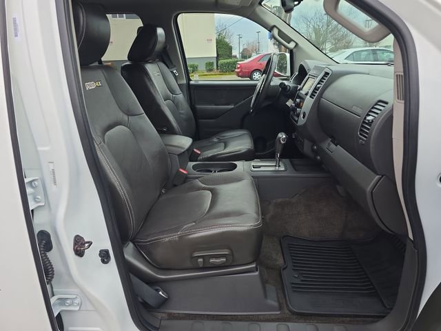 Used 2015 Nissan Frontier PRO-4X w/ Pro-4x Luxury Package image 11