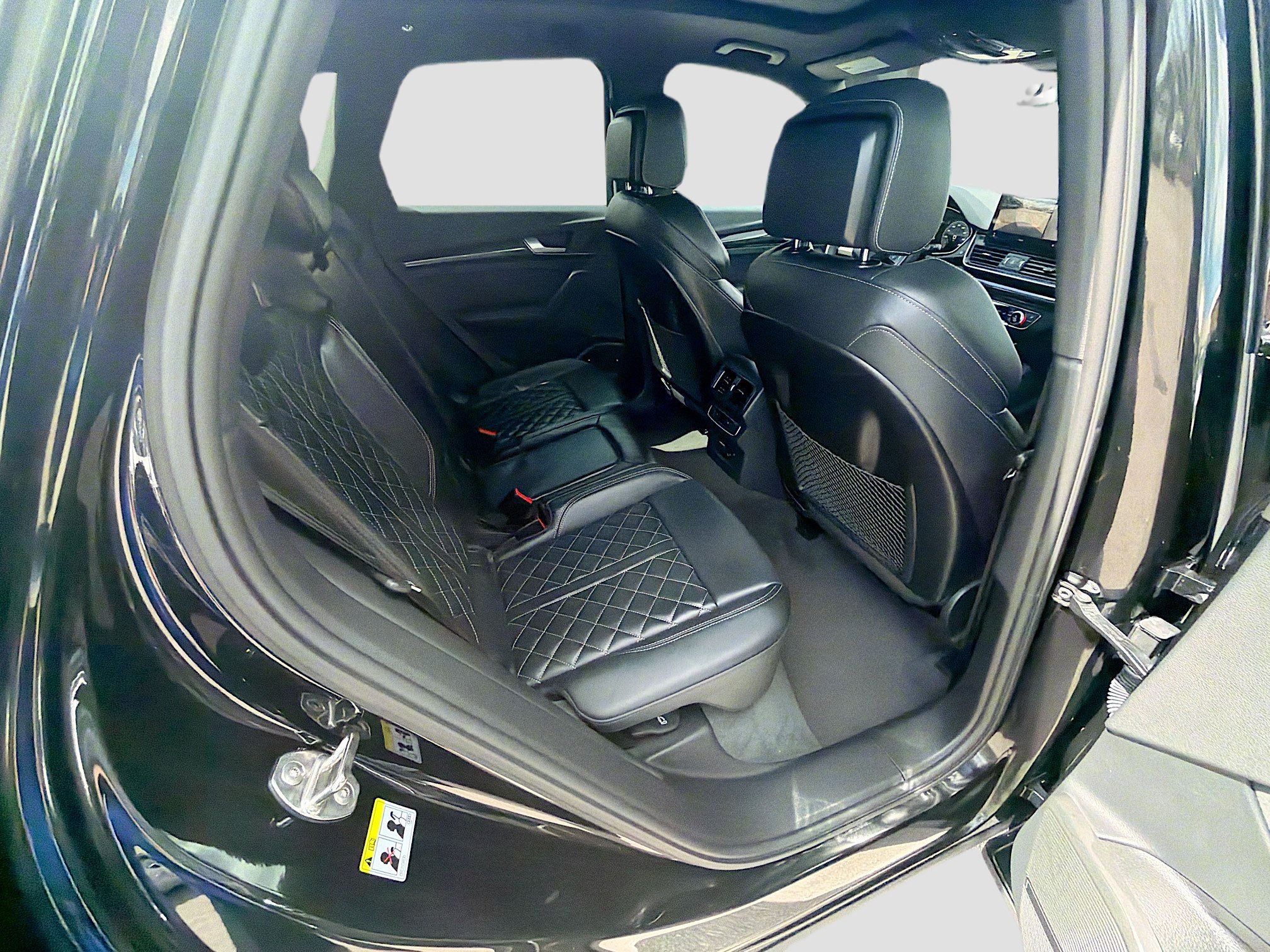 Used 2024 Audi SQ5 Premium Plus image 28