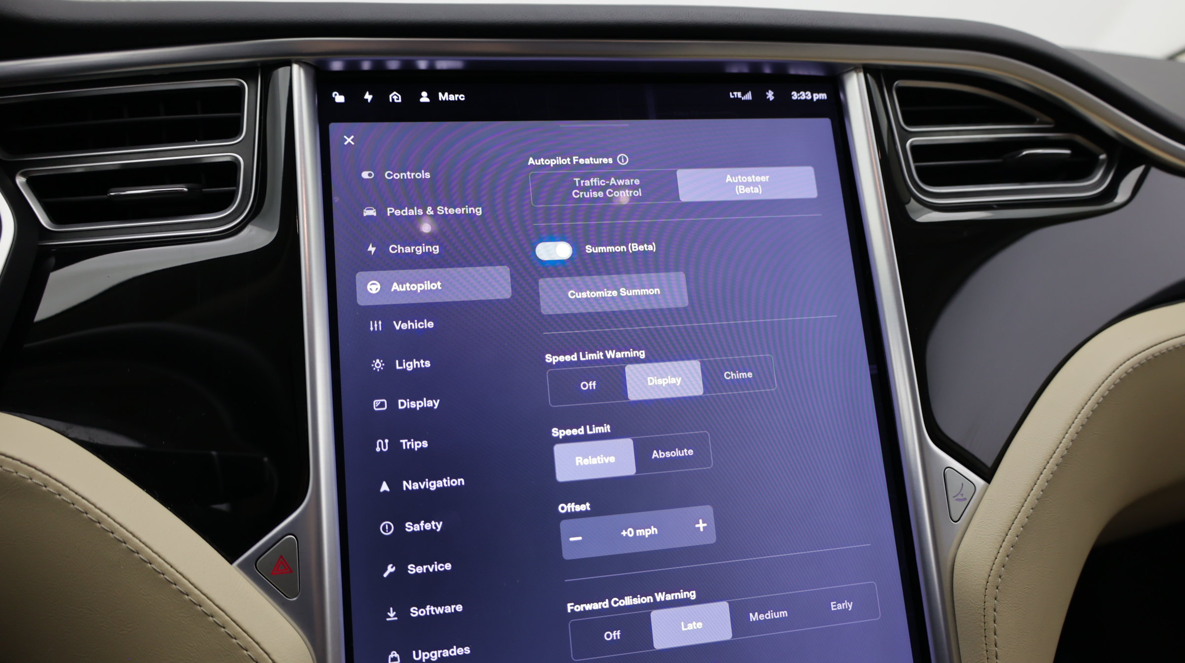 Used 2016 Tesla Model S 70 RWD image 15