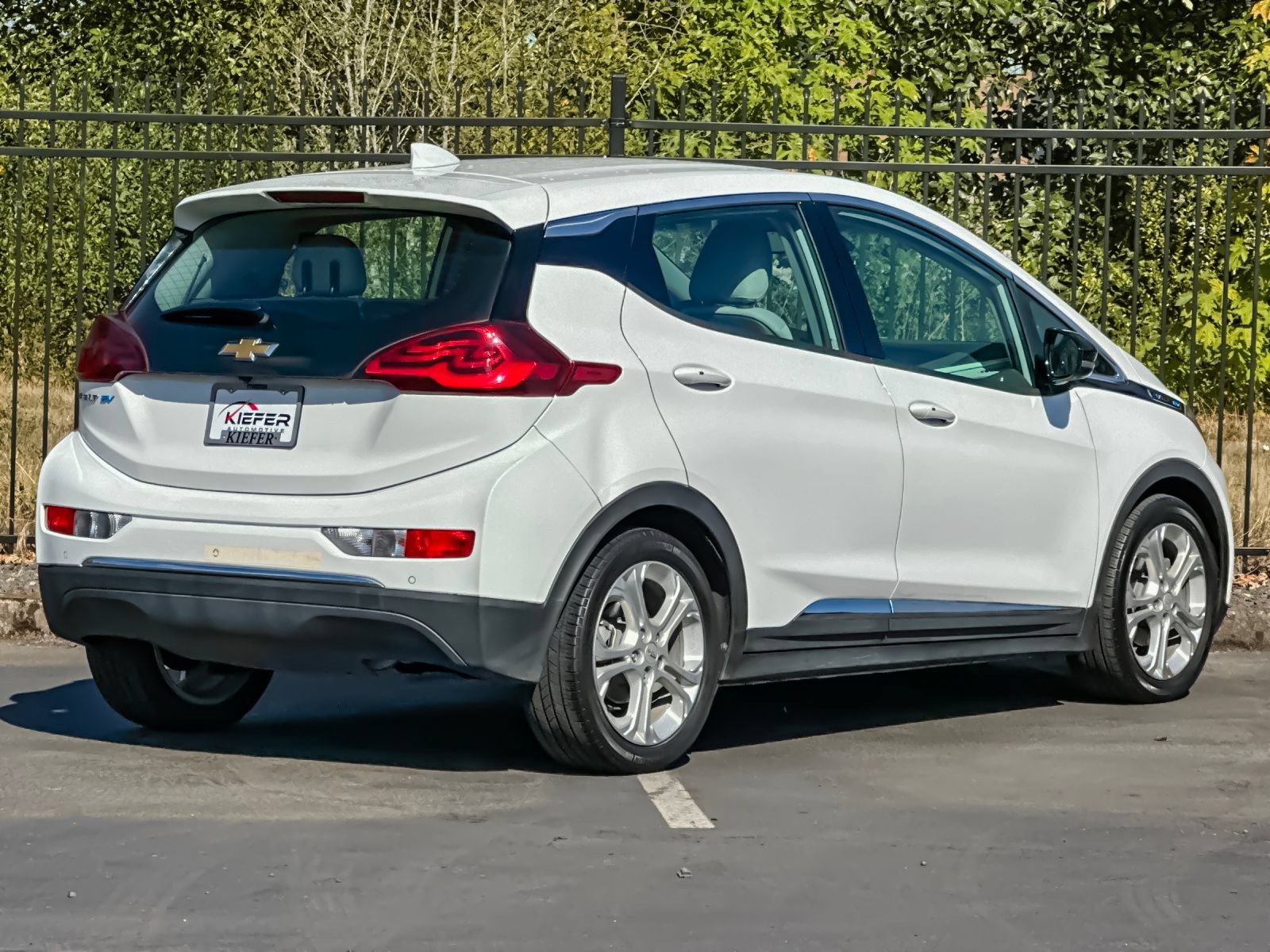 Used 2019 Chevrolet Bolt LT FWD image 3
