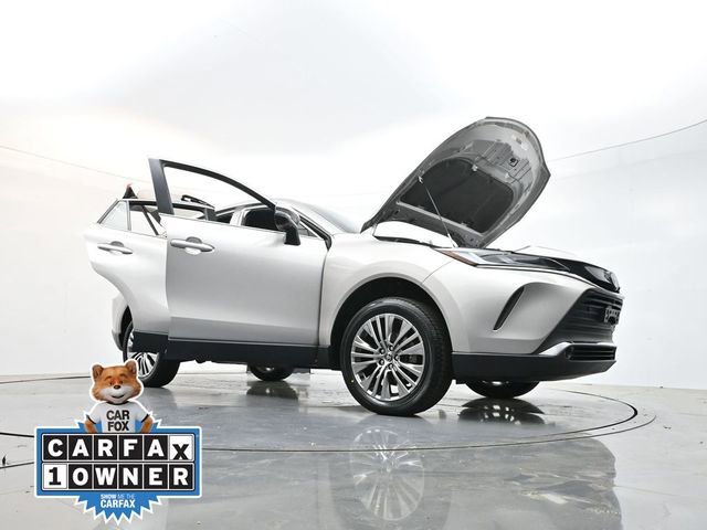 Used 2024 Toyota Venza Limited AWD/4WD image 38