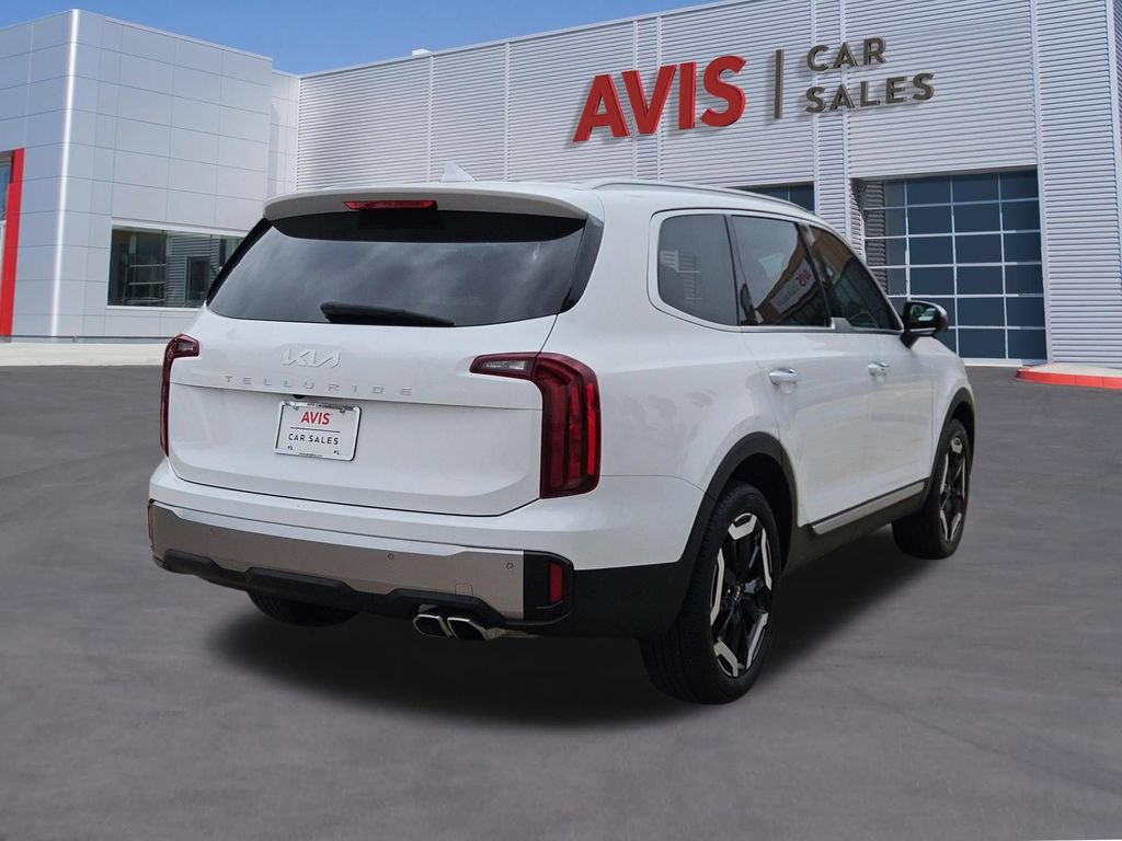Used 2025 Kia Telluride S FWD image 6