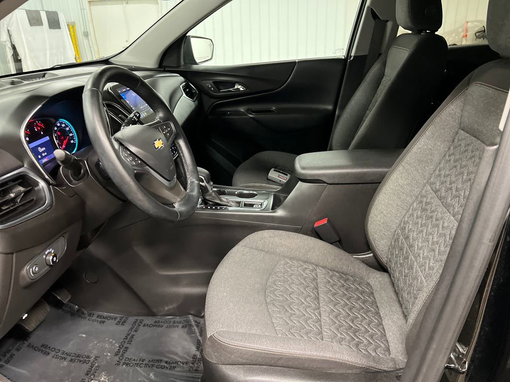 Used 2023 Chevrolet Equinox LT AWD/4WD image 13