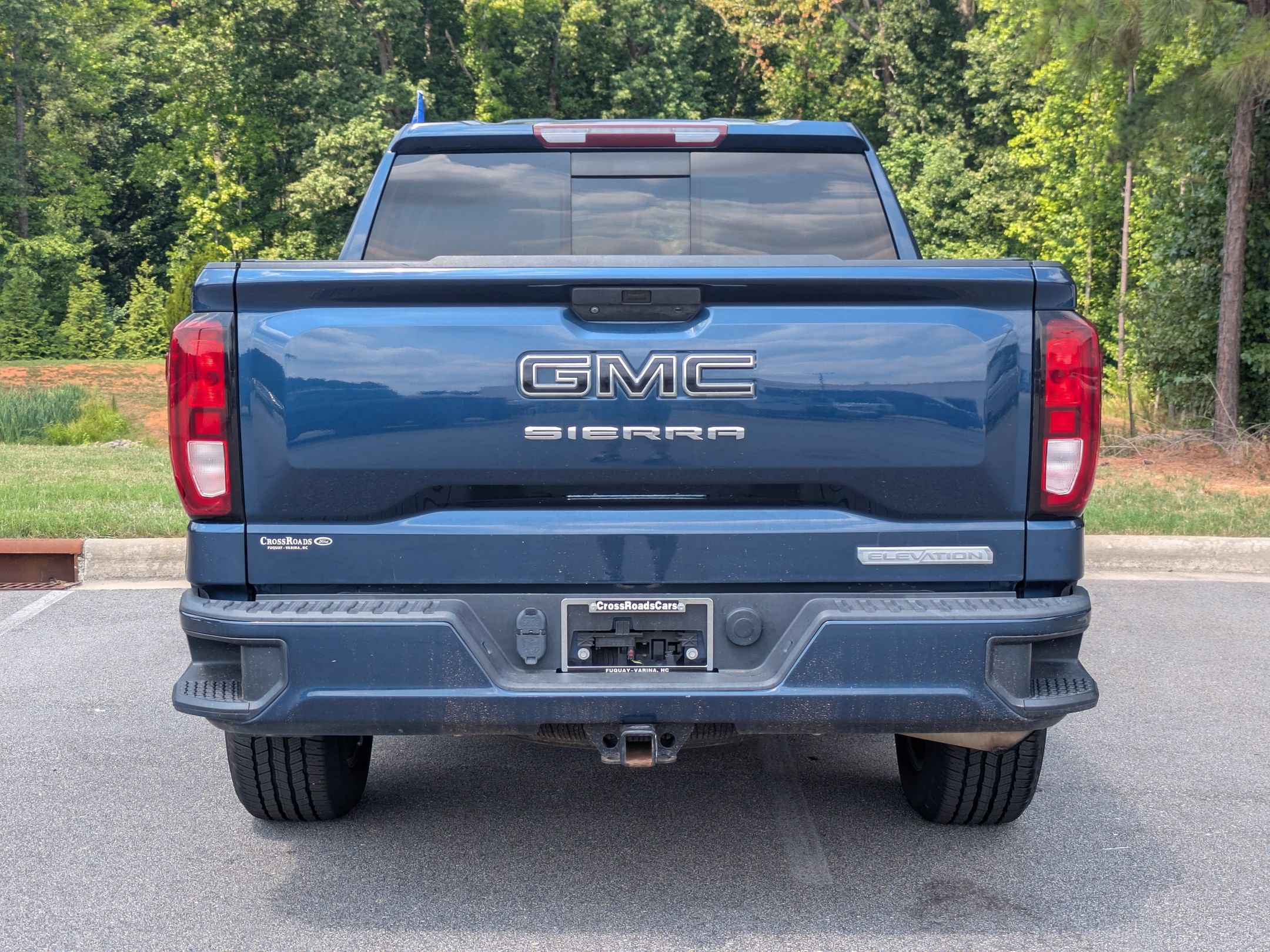 Used 2021 GMC Sierra 1500 Elevation w/ Preferred Package AWD/4WD image 4