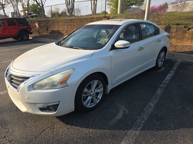 Used 2015 Nissan Altima 2.5 SL w/ Technology Package