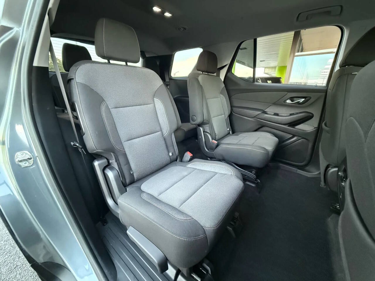Used 2020 Chevrolet Traverse LT AWD/4WD image 14