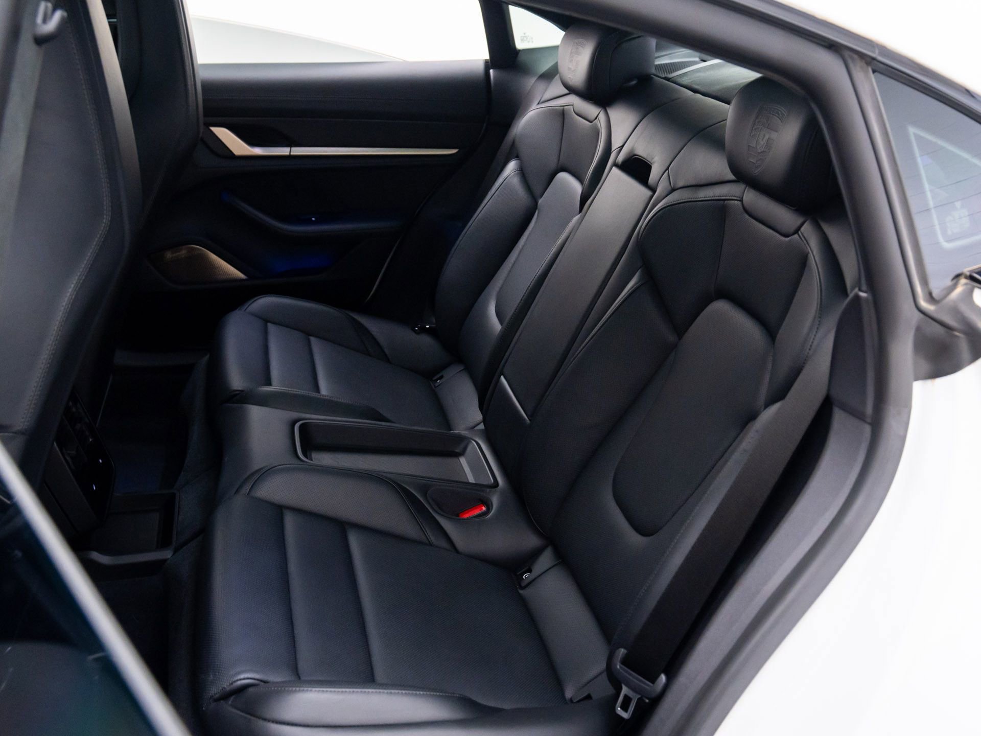 Used 2021 Porsche Taycan Turbo S image 17