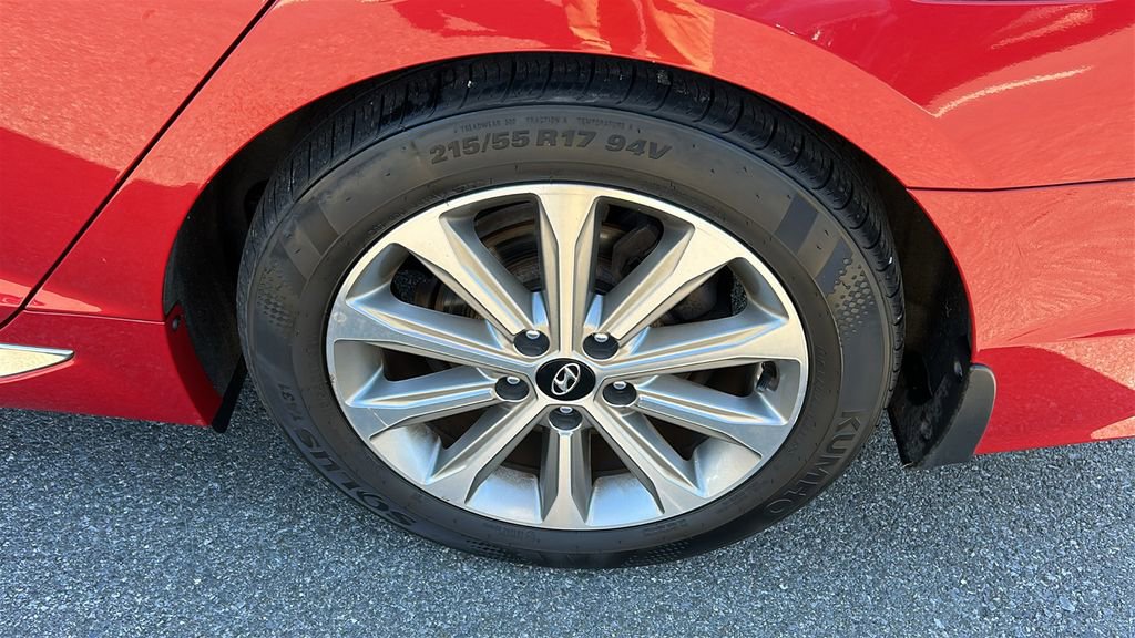 Used 2017 Hyundai Sonata Limited w/ Ultimate Package 04 image 9