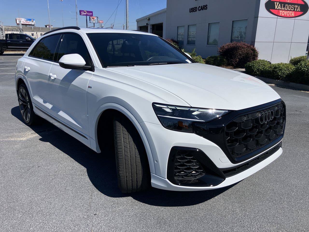 Used 2026 Audi Q8 Premium Plus AWD/4WD image 7