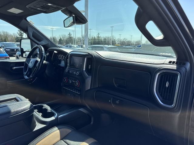 Used 2021 Chevrolet Silverado 2500 LTZ w/ Carhartt Edition AWD/4WD image 30