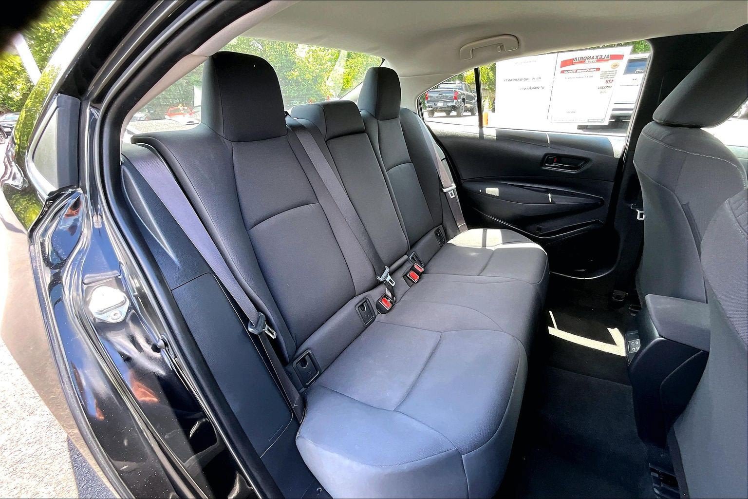 Used 2024 Toyota Corolla LE FWD image 25