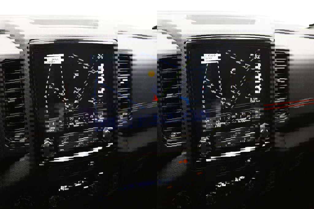 Used 2023 Nissan Frontier PRO-4X w/ Pro-4X Premium Package image 26