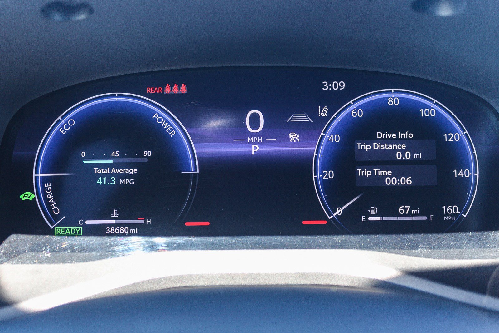 Used 2025 Toyota Camry XSE FWD image 25