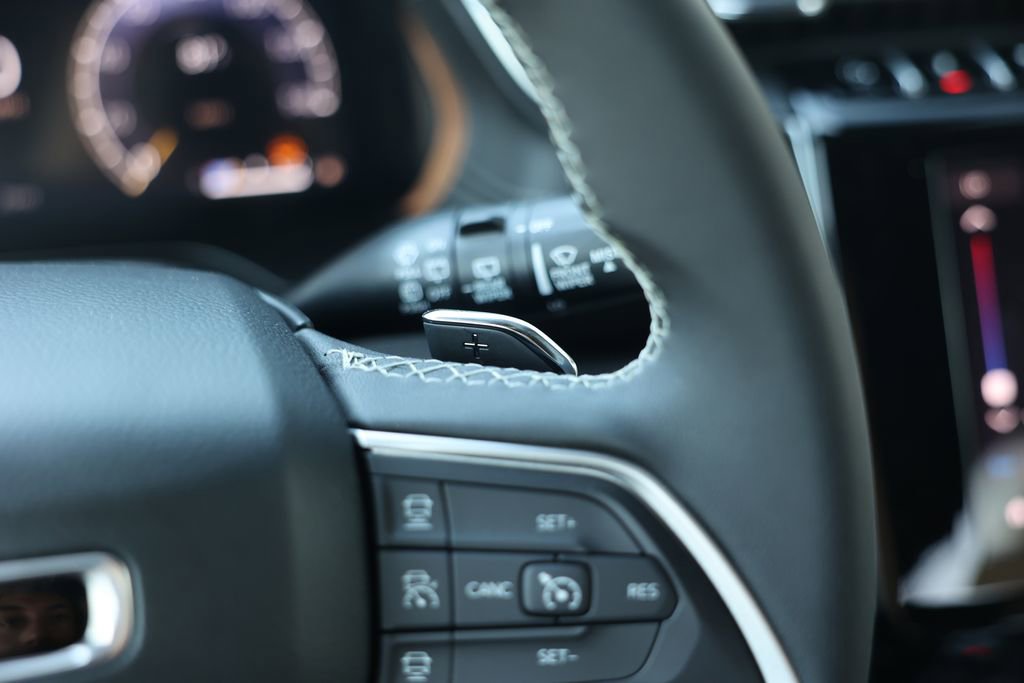 New 2025 Jeep Grand Cherokee Laredo w/ MOPAR Finishing Package image 25