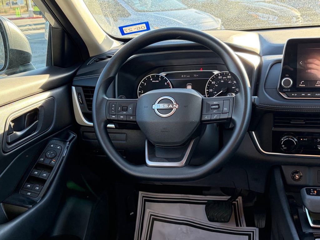 Certified 2025 Nissan Rogue S image 22