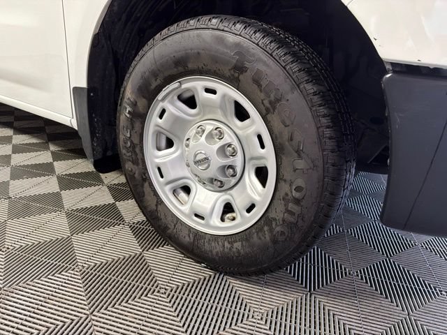 Used 2020 Nissan NV 2500 SV w/ Back Door Glass Package RWD image 2