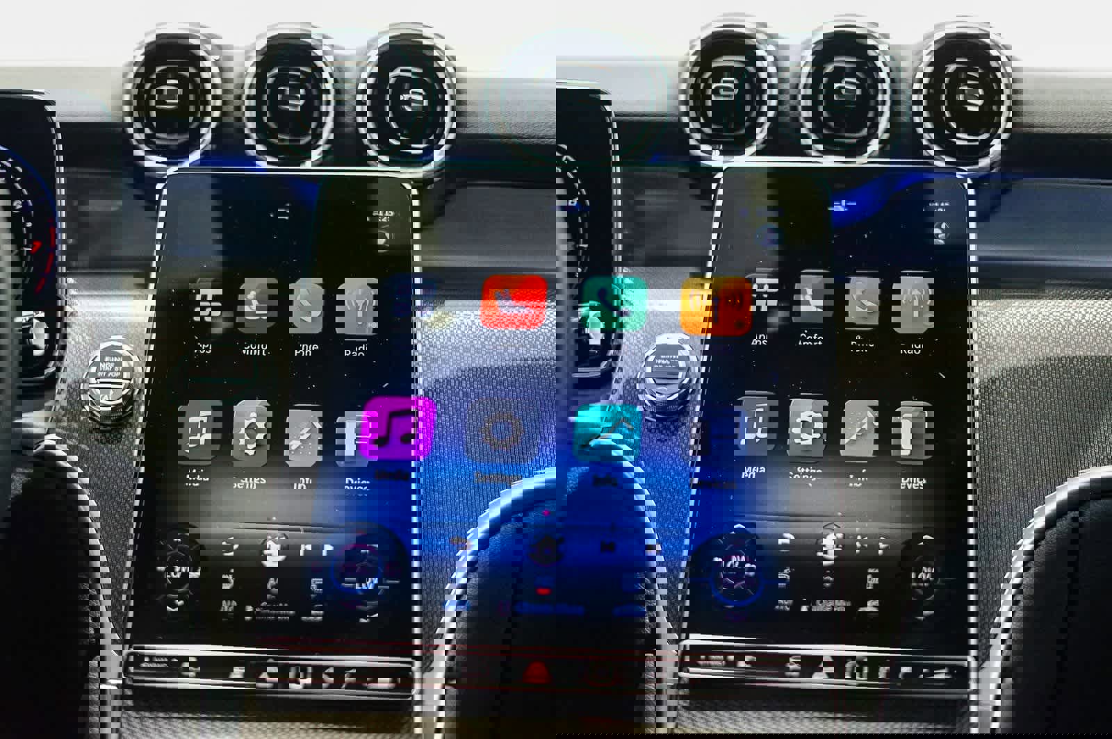 Certified 2025 Mercedes-Benz GLC 300 image 14