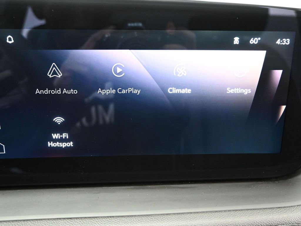 Used 2024 Buick Encore GX Avenir w/ Avenir Convenience Package FWD image 31