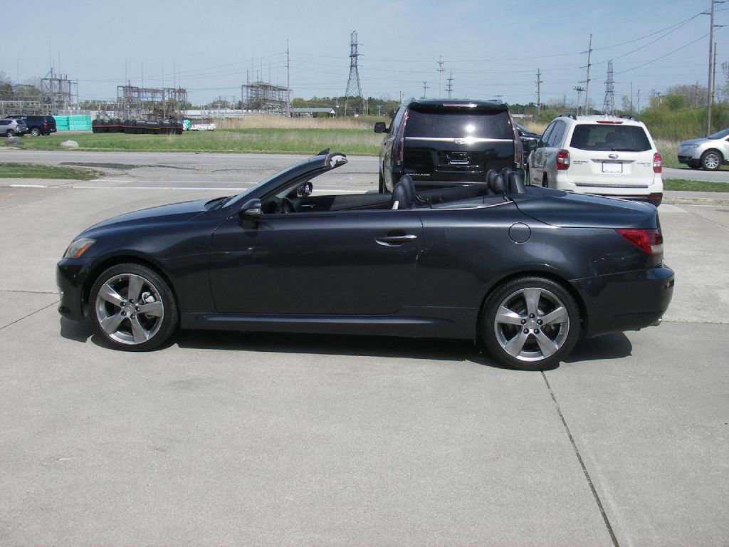 Used 2010 Lexus IS 250C image 8