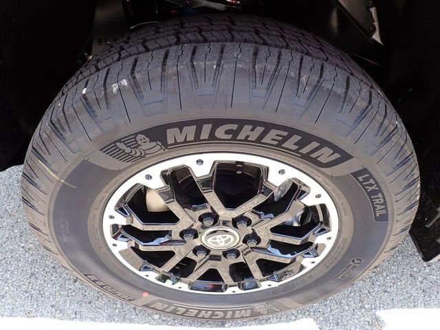 New 2026 Toyota Tundra SR5 AWD/4WD image 11