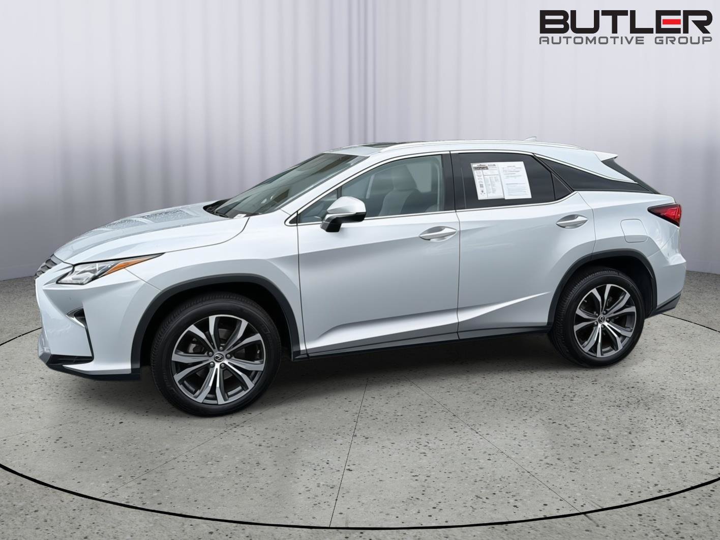 Used 2018 Lexus RX 350 FWD w/ Premium Package image 3