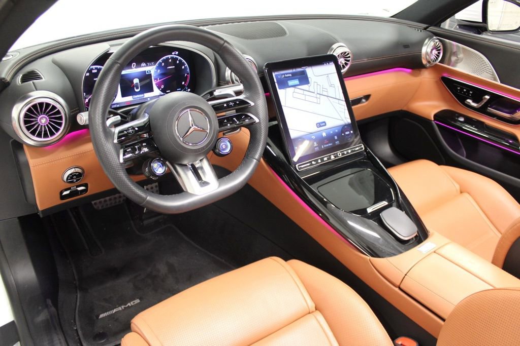 Used 2024 Mercedes-Benz SL 43 AMG image 17