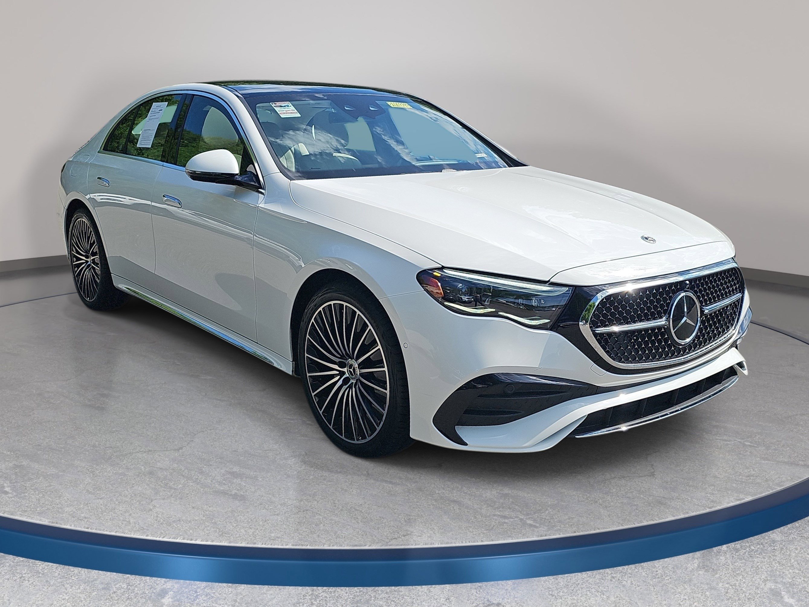 Certified 2024 Mercedes-Benz E 350 4MATIC Sedan image 4