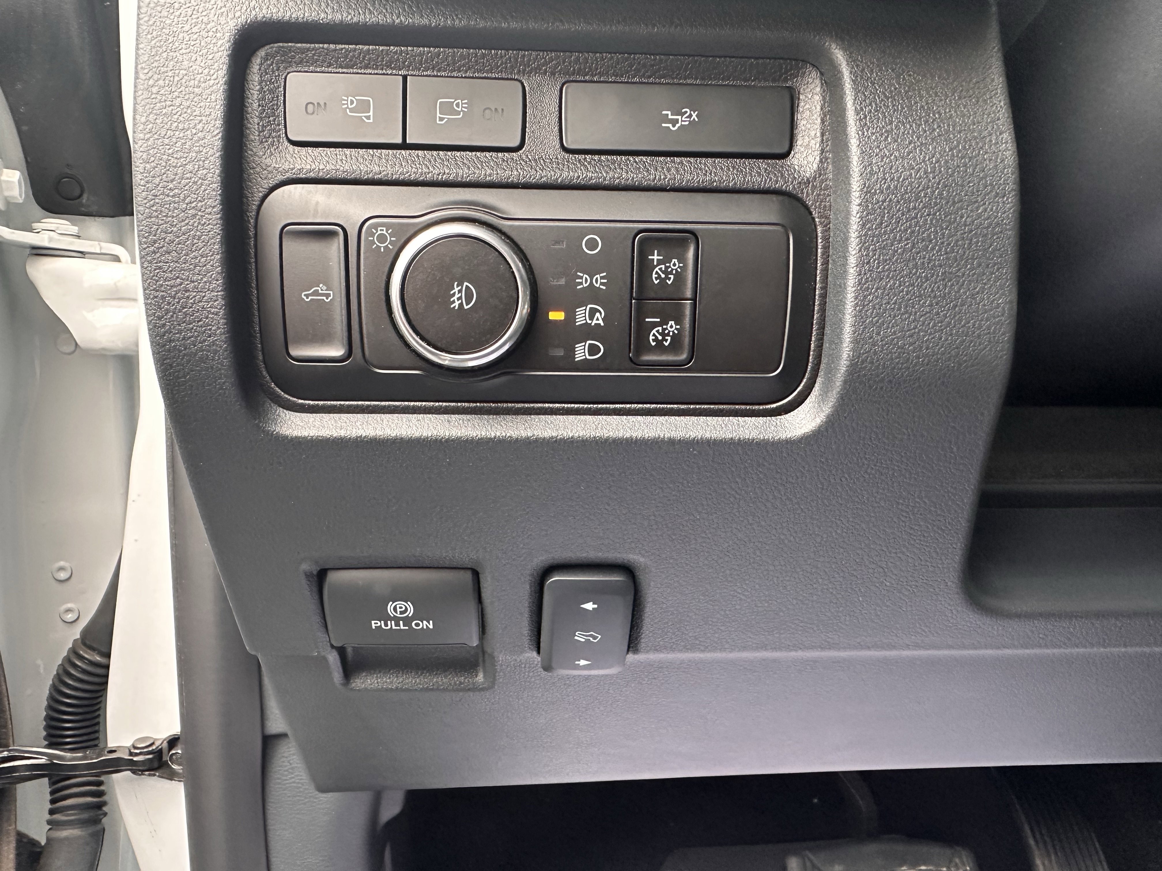 Used 2024 Ford F250 Lariat w/ Lariat Ultimate Package image 19