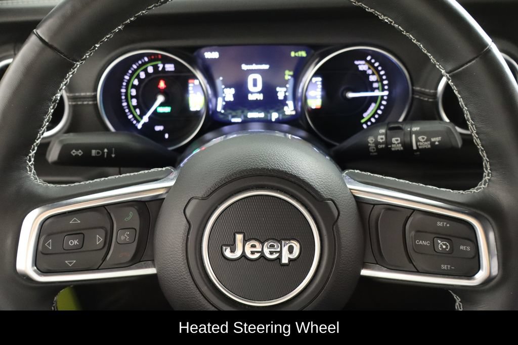 Used 2022 Jeep Wrangler Unlimited Sahara w/ Cold Weather Group AWD/4WD image 22