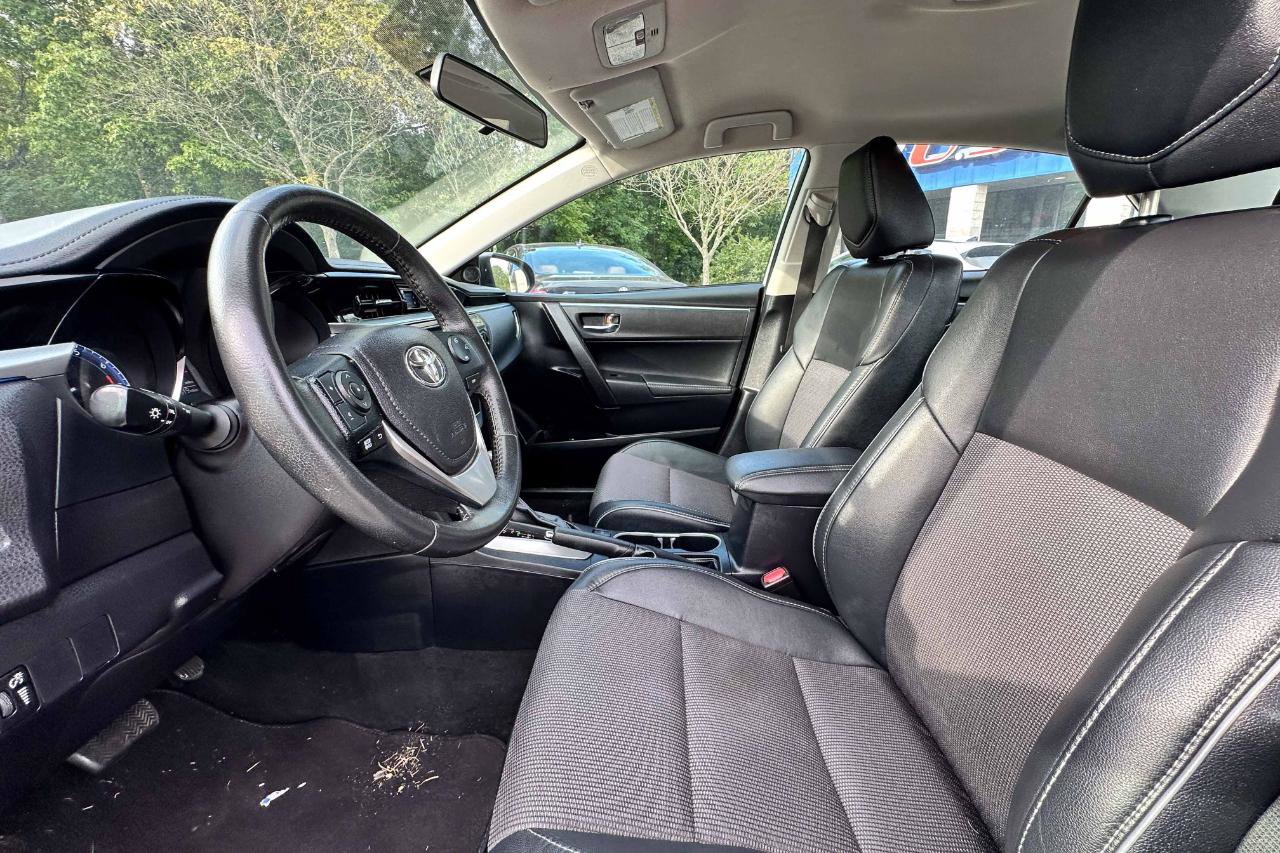 Used 2015 Toyota Corolla S image 11