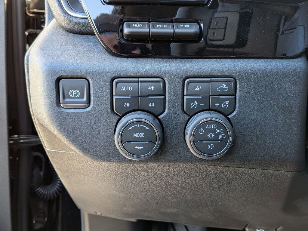 New 2026 Chevrolet Silverado 1500 LTZ w/ LTZ Premium Package image 16