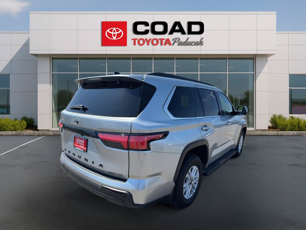 Used 2026 Toyota Sequoia SR5 AWD/4WD image 5