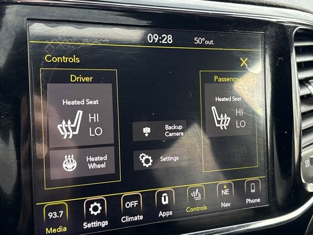 Used 2020 Jeep Grand Cherokee Altitude AWD/4WD image 16
