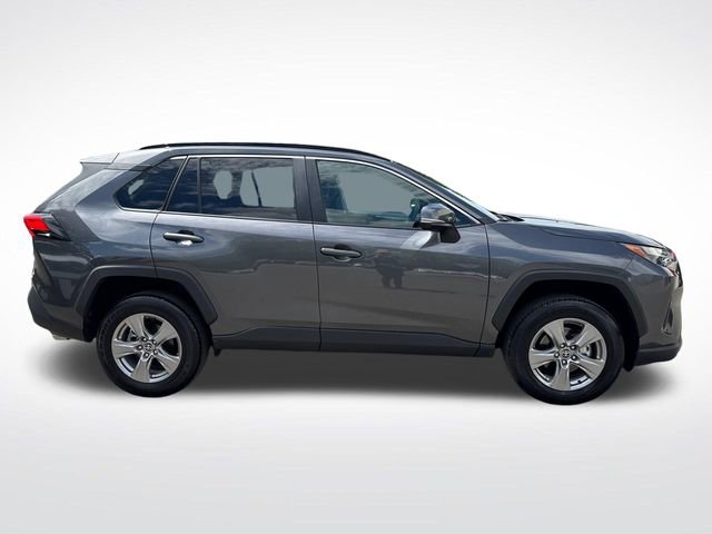 Used 2025 Toyota RAV4 XLE FWD image 7