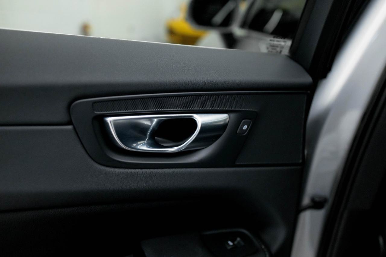 Used 2022 Volvo XC60 B5 Momentum w/ Climate Package FWD image 61