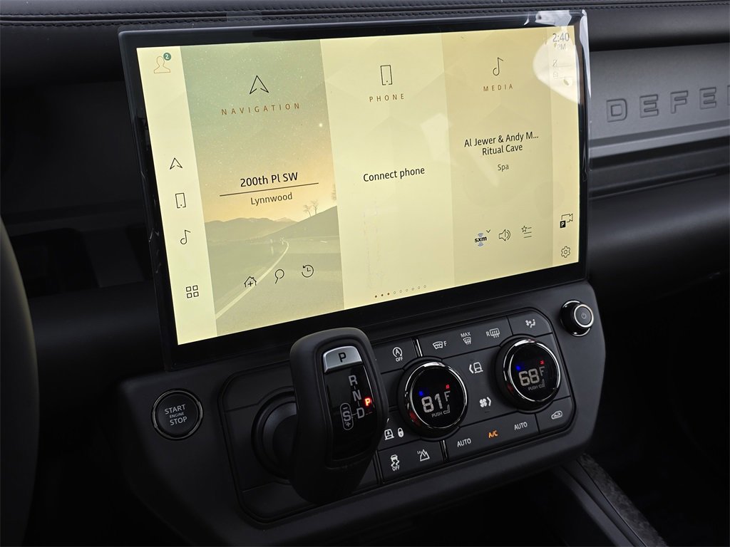 New 2026 Land Rover Defender 110 OCTA image 21