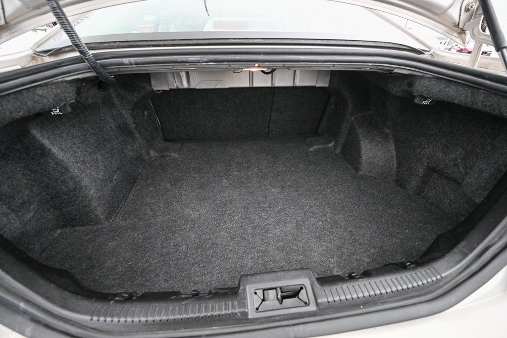 Used 2009 Lincoln MKZ image 16