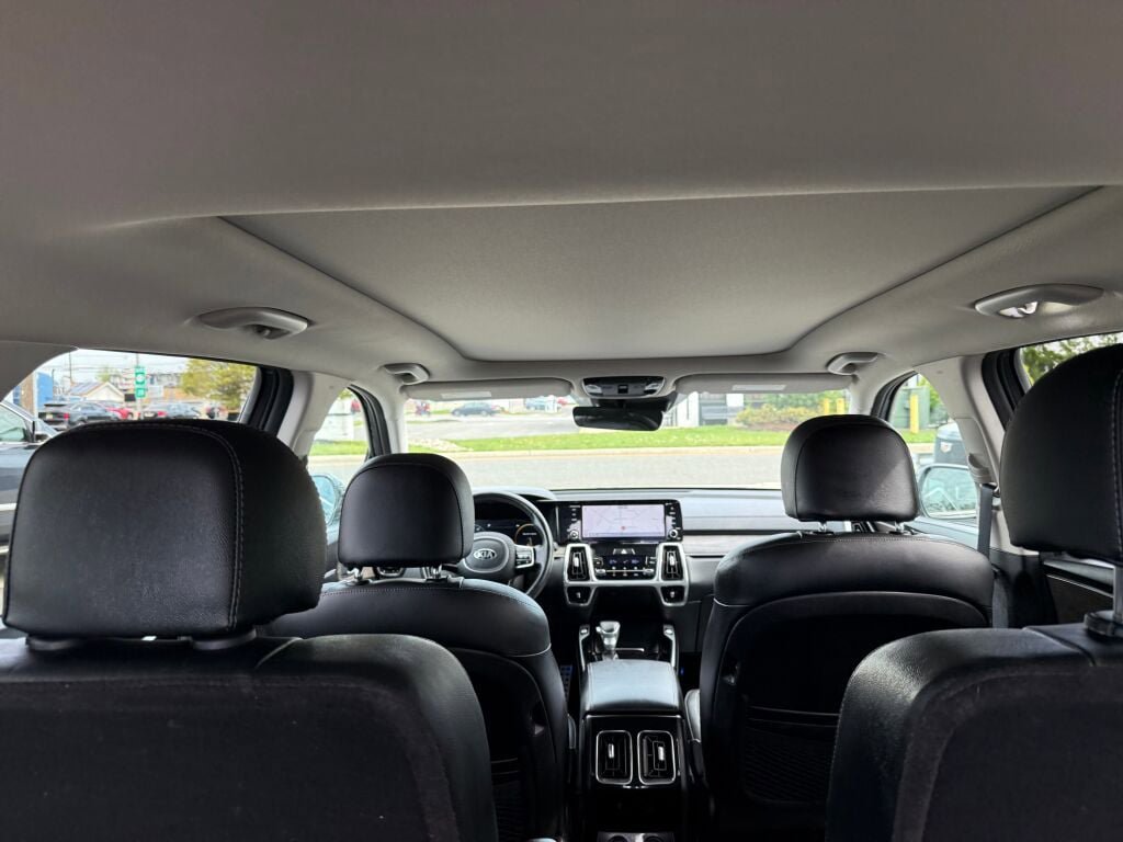 Used 2021 Kia Sorento SX Prestige image 35