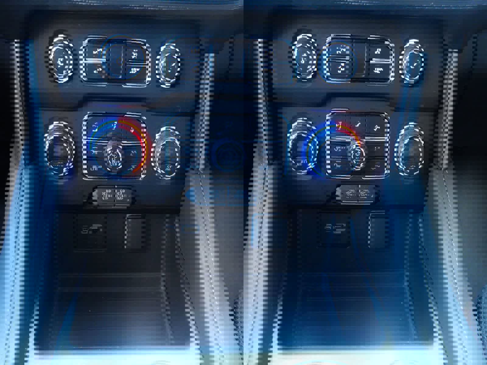 Used 2023 Chevrolet Suburban LS image 22