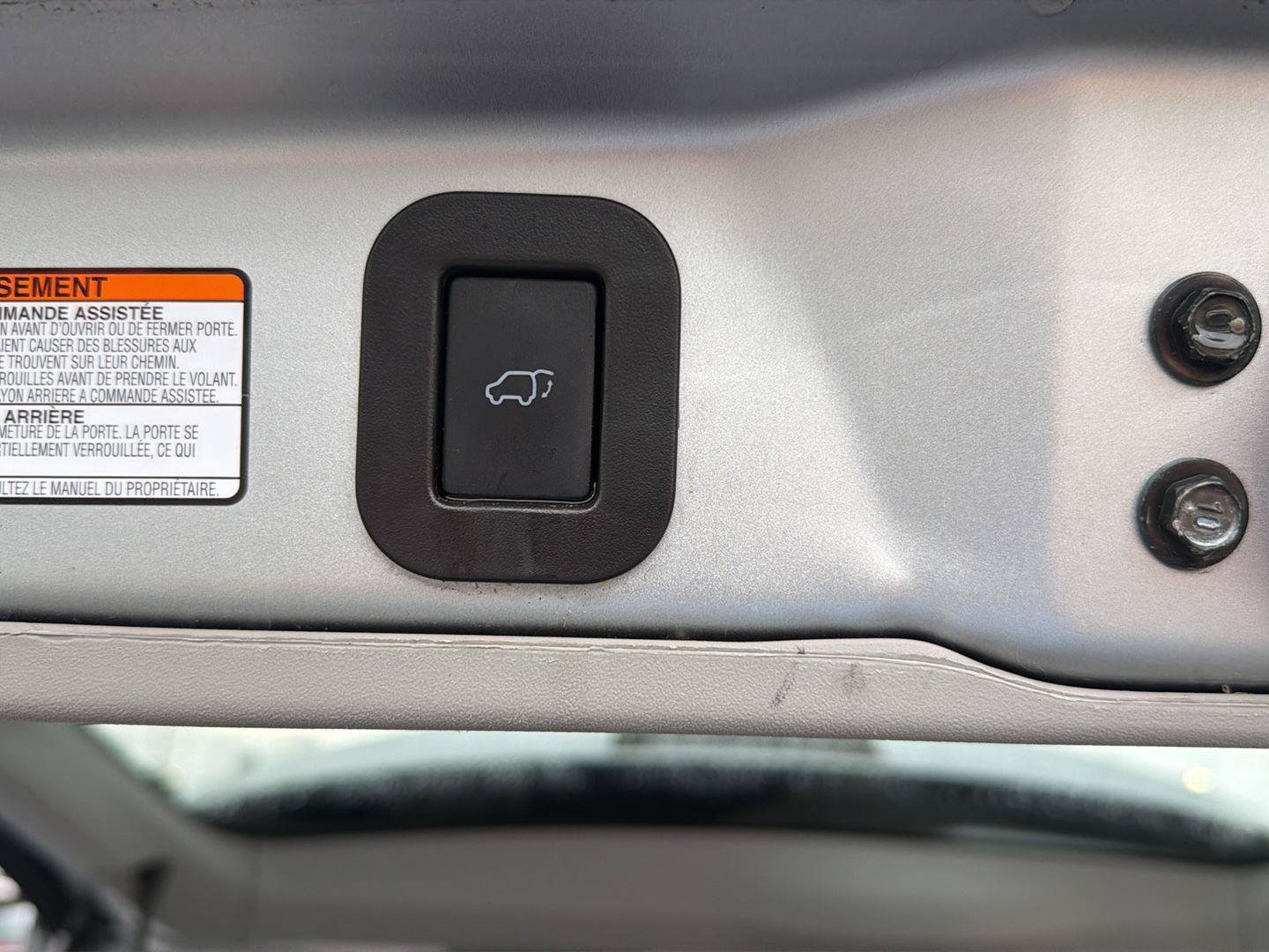 Used 2019 Toyota Sienna XLE Premium FWD image 32