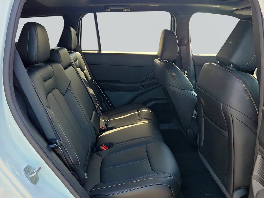 New 2026 Jeep Cherokee Overland AWD/4WD image 30