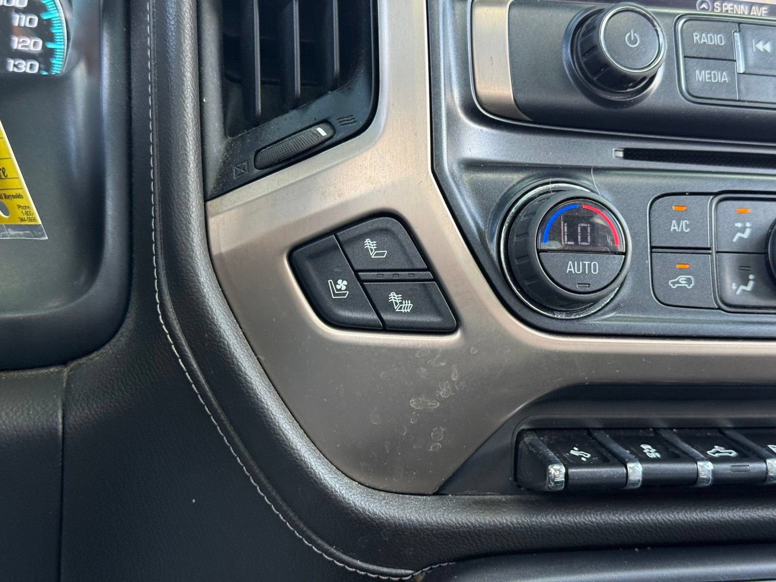 Used 2019 GMC Sierra 2500 Denali w/ Duramax Plus Package AWD/4WD image 26